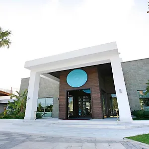 Hillstone & Spa מלון
